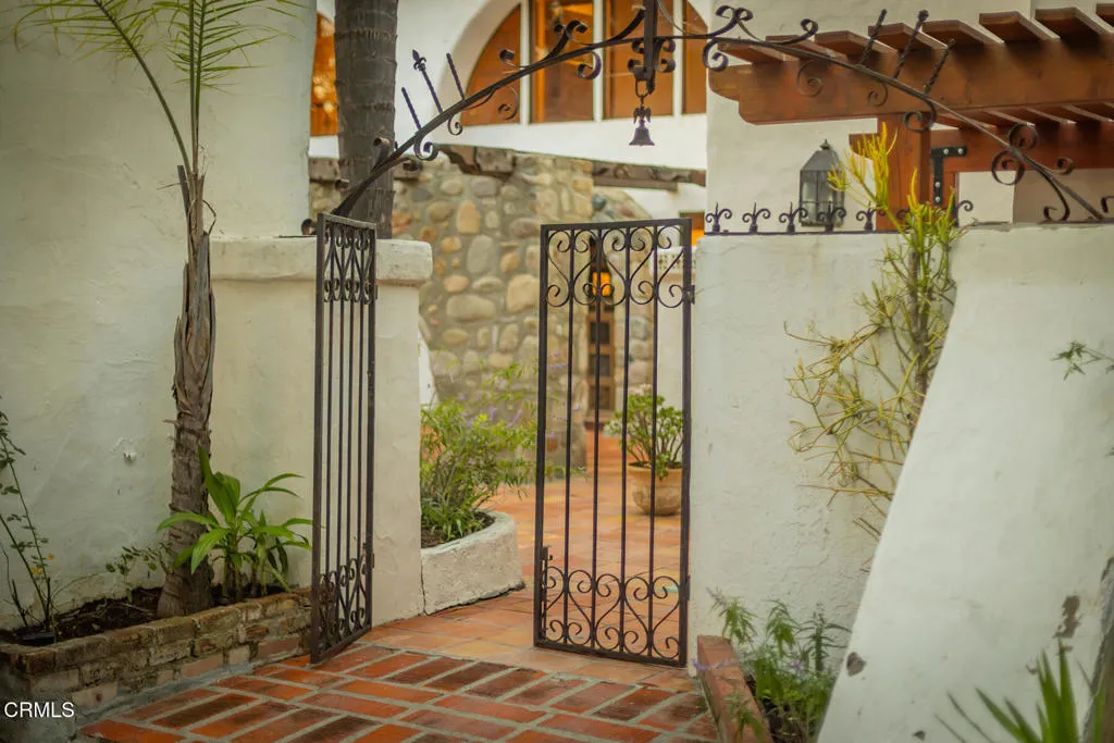1519 Ayers Avenue, Ojai, California 93023 home-pic-7