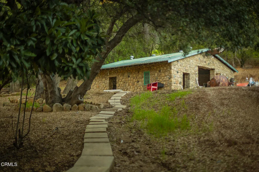 1519 Ayers Avenue, Ojai, California 93023 home-pic-23