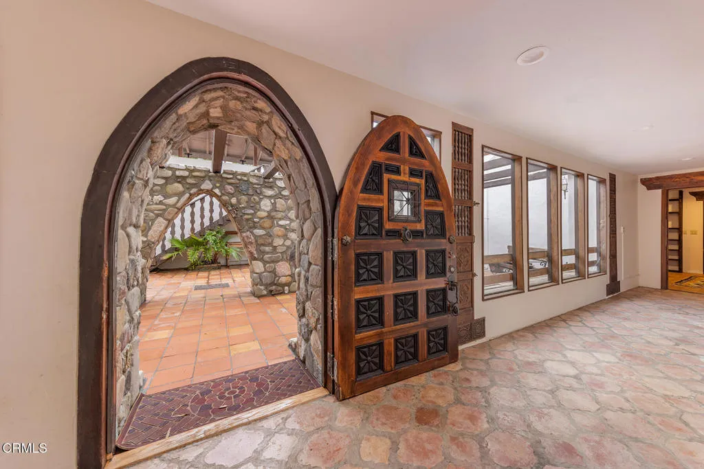 1519 Ayers Avenue, Ojai, California 93023 home-pic-13