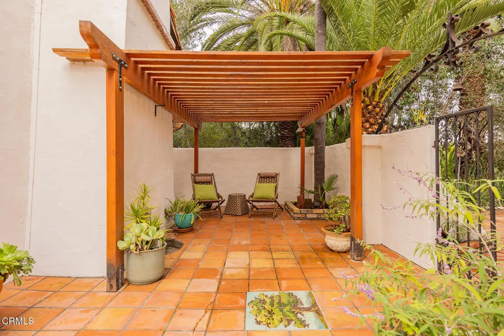 1519 Ayers Avenue, Ojai, California 93023 home-pic-36