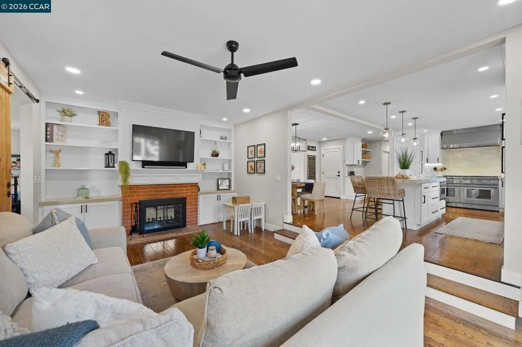 1734 1734 Orleans Ct, Walnut Creek, California 94598 home-pic-25