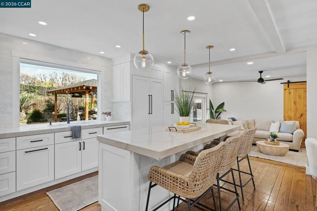 1734 1734 Orleans Ct, Walnut Creek, California 94598 home-pic-0