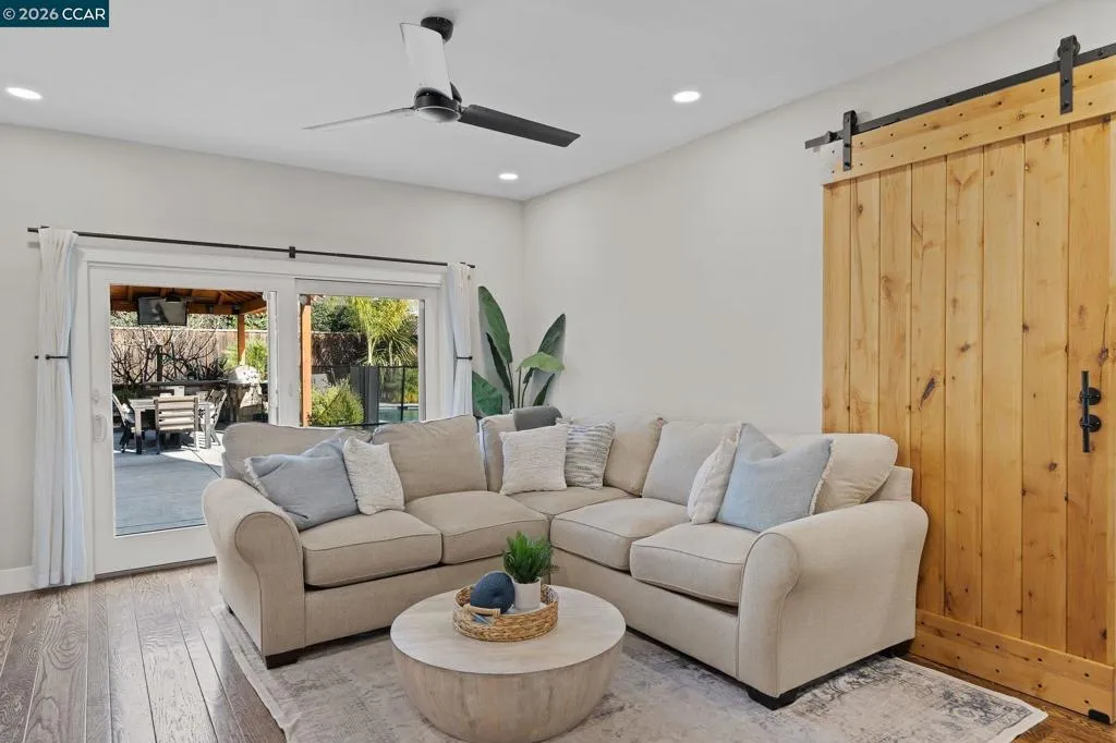 1734 1734 Orleans Ct, Walnut Creek, California 94598 home-pic-28