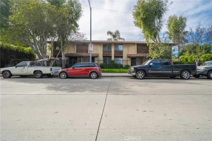 8347 Burnet, North Hills, California 91343