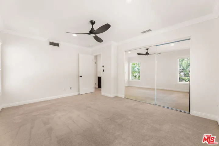 6221 Penfield Avenue, Woodland Hills, California 91367