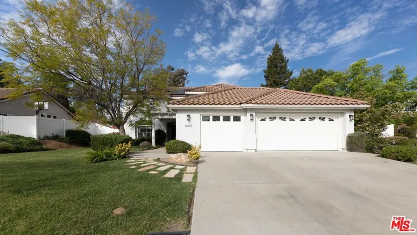 6221 Penfield Avenue, Woodland Hills, California 91367
