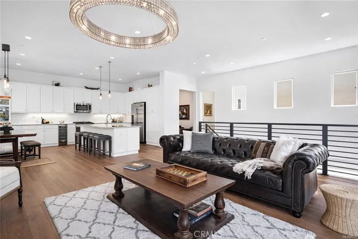 251 Follyhatch, Irvine, California 92618