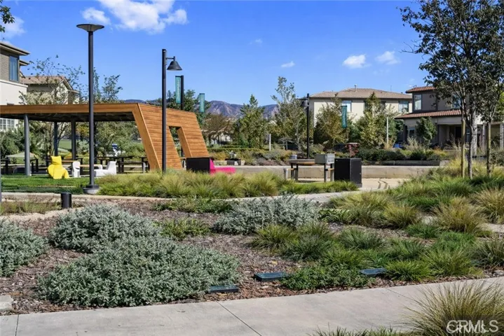 251 Follyhatch, Irvine, California 92618