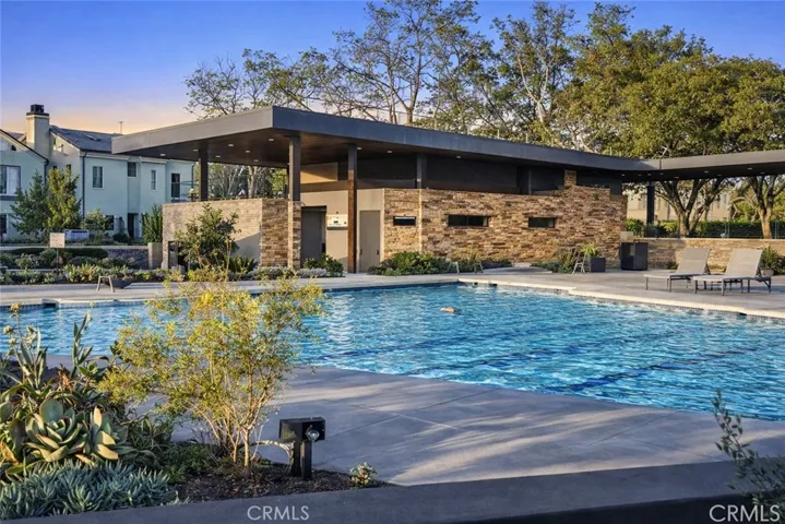 251 Follyhatch, Irvine, California 92618