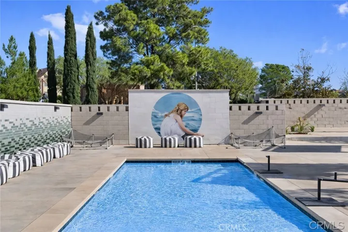 251 Follyhatch, Irvine, California 92618