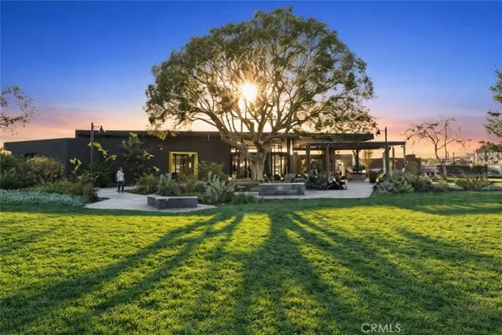 251 Follyhatch, Irvine, California 92618