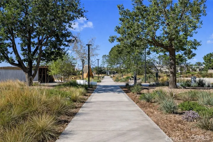 251 Follyhatch, Irvine, California 92618