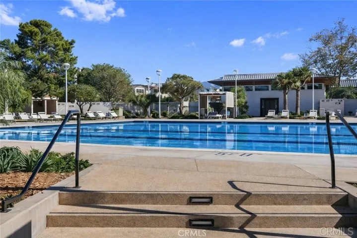 251 Follyhatch, Irvine, California 92618