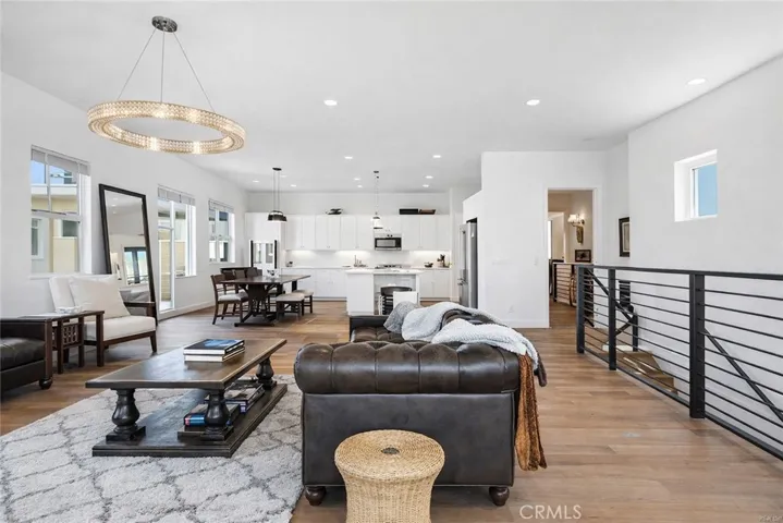 251 Follyhatch, Irvine, California 92618