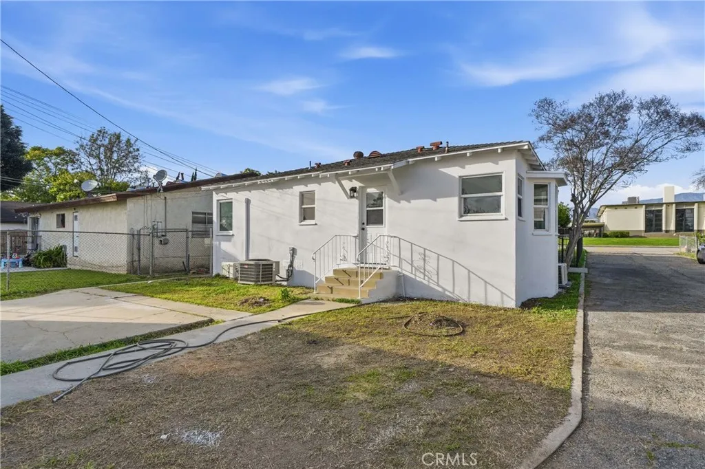 652 Lincoln, Pomona, California 91767 home-pic-5