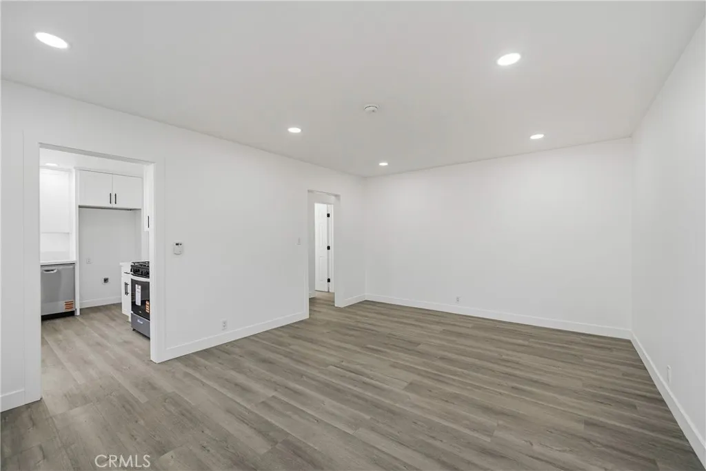 652 Lincoln, Pomona, California 91767 home-pic-22