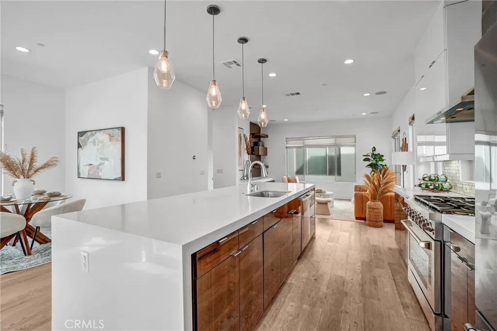 24 Ebb Tide, Newport Beach, California 92663 home-pic-8