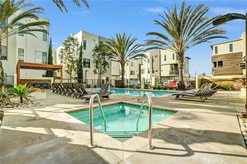 24 Ebb Tide, Newport Beach, California 92663 home-pic-38