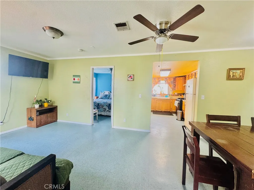 812 E 8th Street, Long Beach, California 90813 home-pic-9