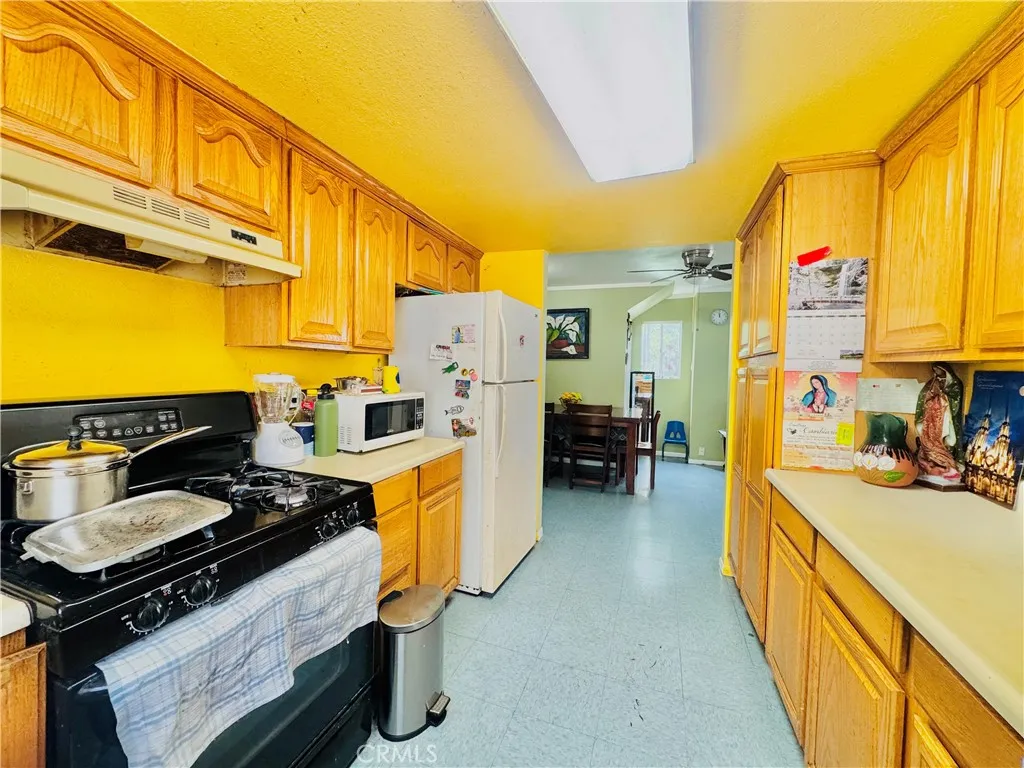 812 E 8th Street, Long Beach, California 90813 home-pic-14