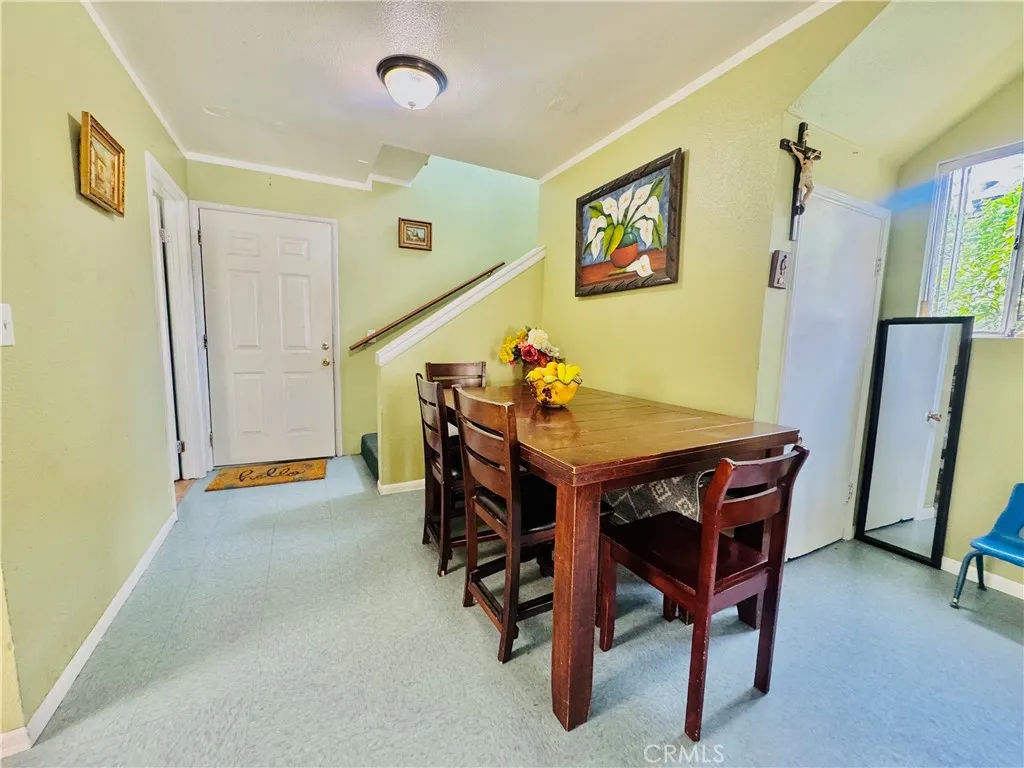 812 E 8th Street, Long Beach, California 90813 home-pic-17
