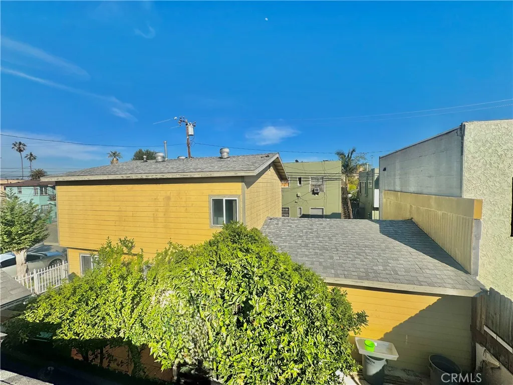 812 E 8th Street, Long Beach, California 90813 home-pic-40