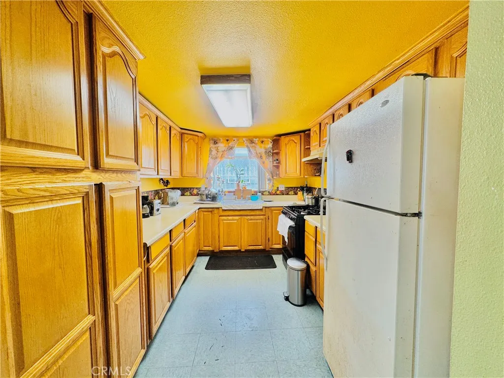 812 E 8th Street, Long Beach, California 90813 home-pic-12