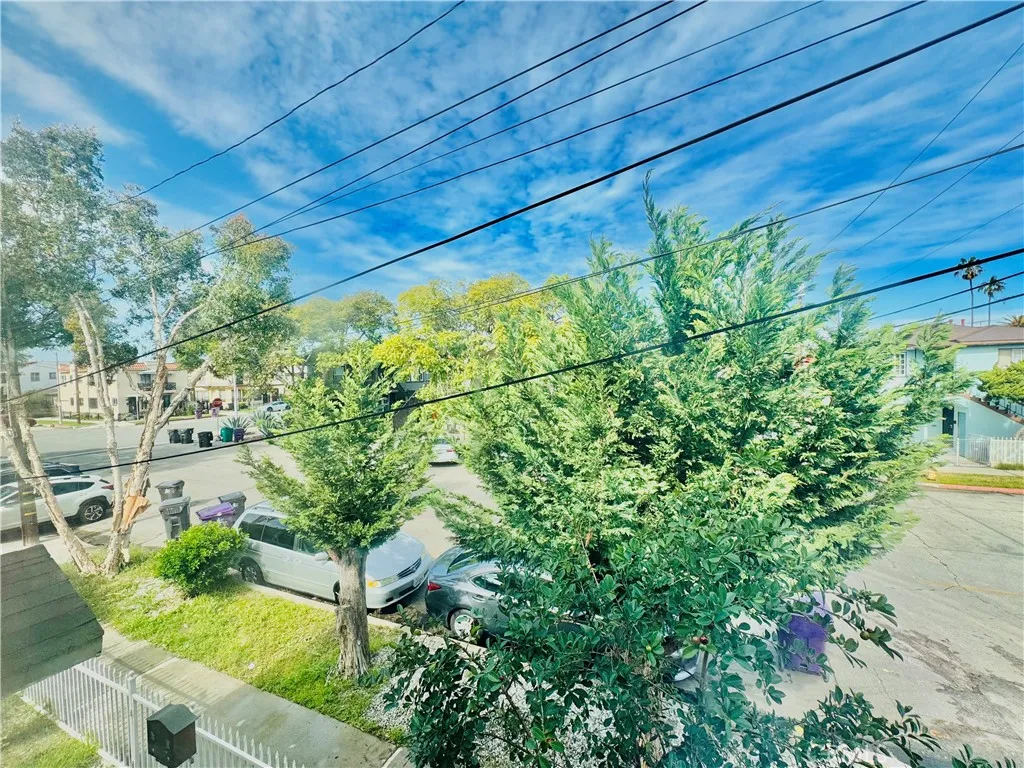 812 E 8th Street, Long Beach, California 90813 home-pic-39