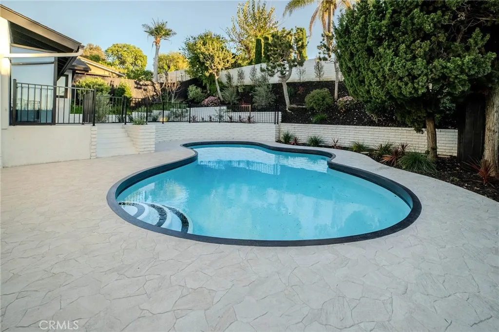 26582 Espalter, Mission Viejo, California 92691 home-pic-46