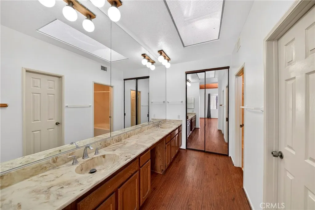 435 S La Fayette Park Place 318, Los Angeles, California 90057 home-pic-28