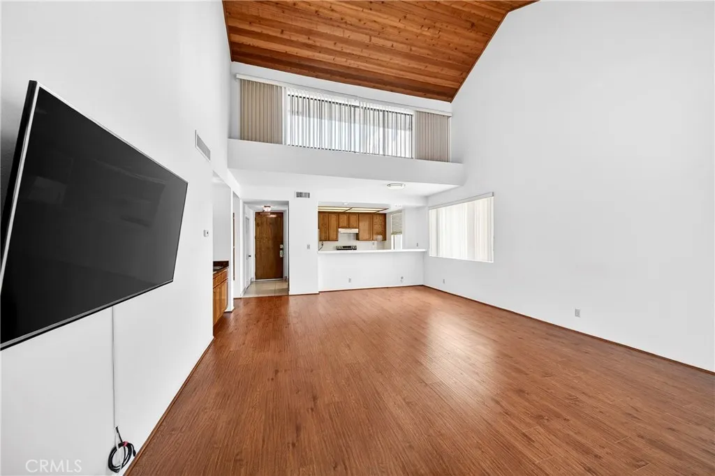 435 S La Fayette Park Place 318, Los Angeles, California 90057 home-pic-10
