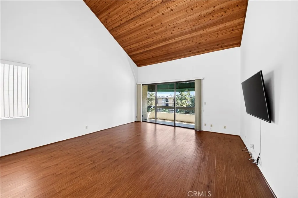 435 S La Fayette Park Place 318, Los Angeles, California 90057 home-pic-9