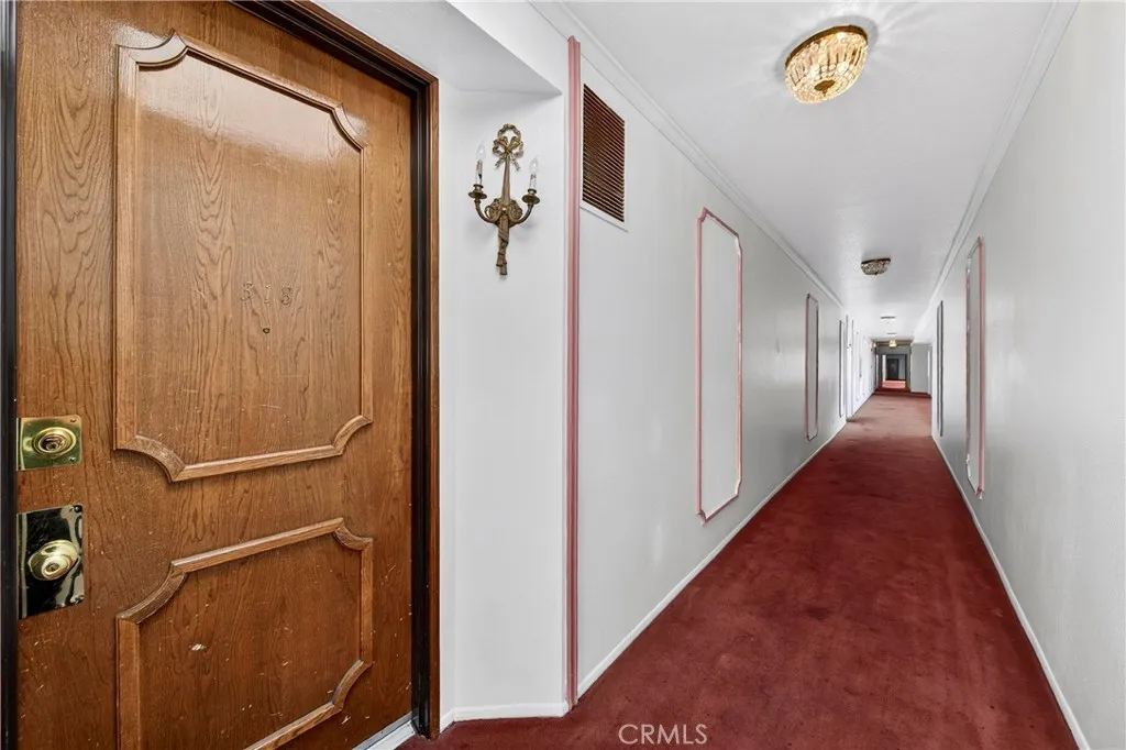 435 S La Fayette Park Place 318, Los Angeles, California 90057 home-pic-6