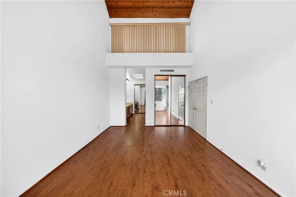 435 S La Fayette Park Place 318, Los Angeles, California 90057 home-pic-26