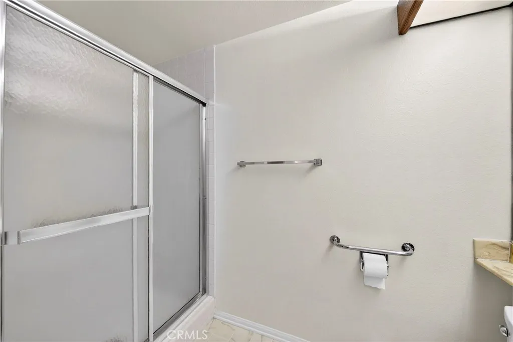 435 S La Fayette Park Place 318, Los Angeles, California 90057 home-pic-22