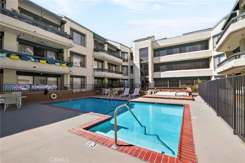 435 S La Fayette Park Place 318, Los Angeles, California 90057 home-pic-44