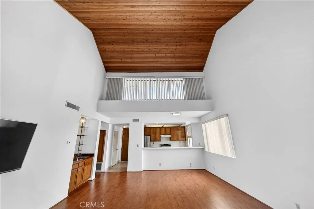435 S La Fayette Park Place 318, Los Angeles, California 90057 home-pic-38