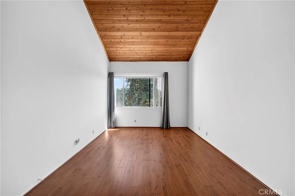 435 S La Fayette Park Place 318, Los Angeles, California 90057 home-pic-24