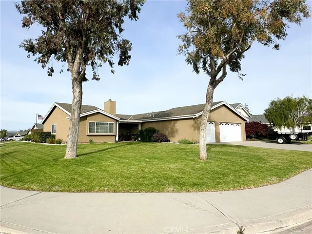 1121 Jefferson Court, Santa Maria, California 93455