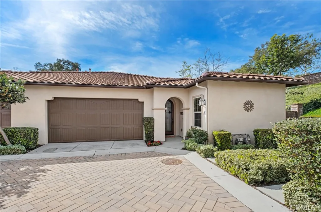 45 Galan St, Ladera Ranch, California 92694 home-pic-2