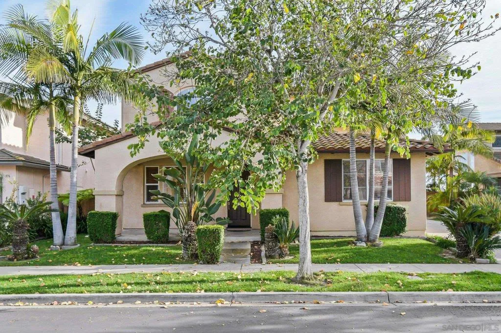 972 Merced River Rd, Chula Vista, California 91913 home-pic-2