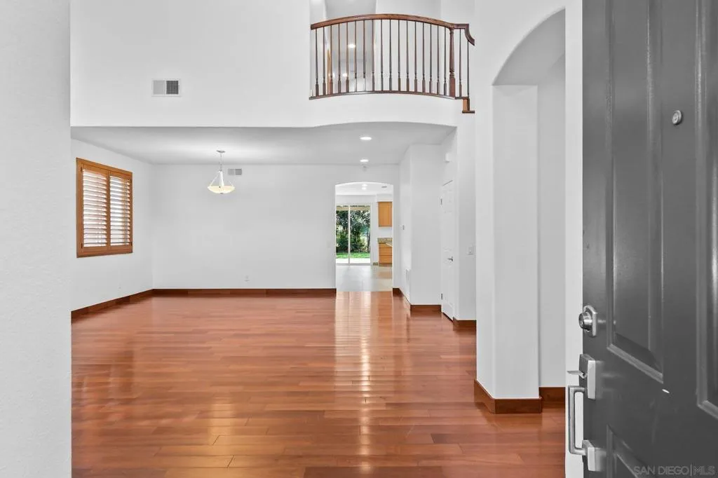 972 Merced River Rd, Chula Vista, California 91913 home-pic-6
