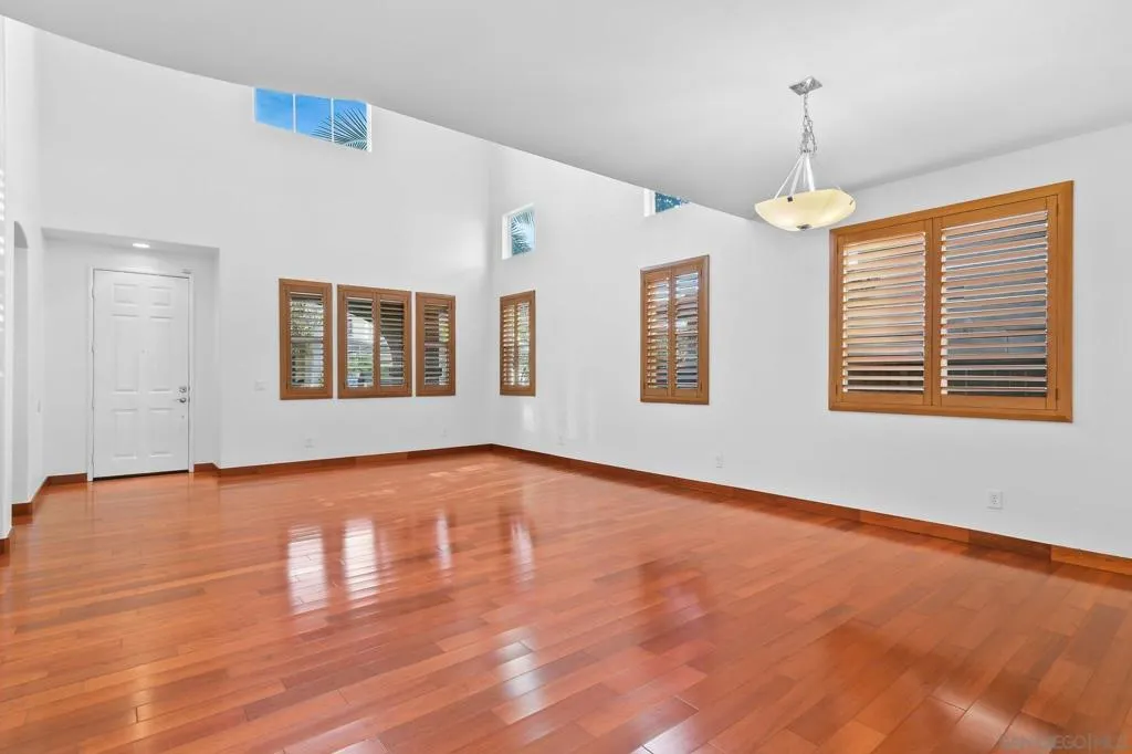 972 Merced River Rd, Chula Vista, California 91913 home-pic-9