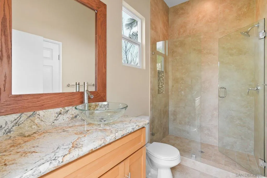 972 Merced River Rd, Chula Vista, California 91913 home-pic-39