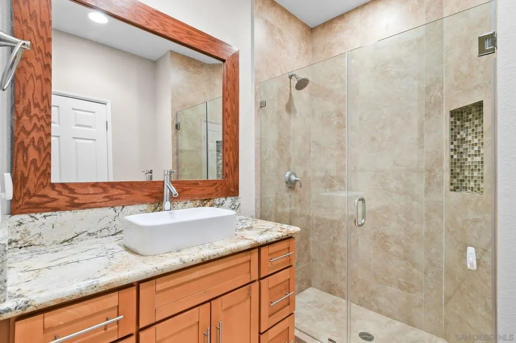 972 Merced River Rd, Chula Vista, California 91913 home-pic-23