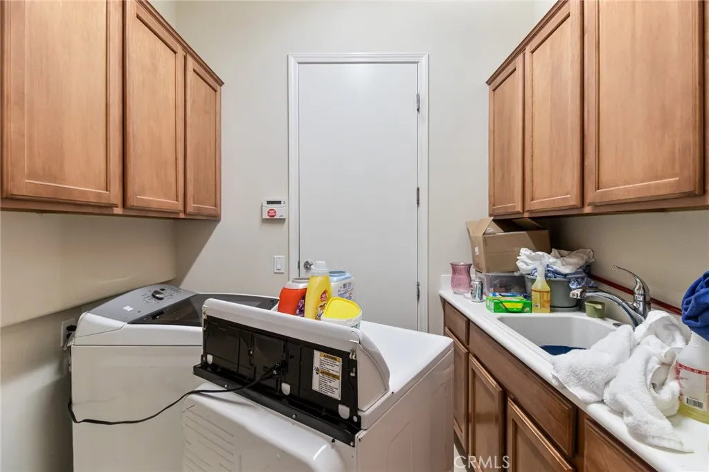 19484 Lynbrook, Apple Valley, California 92308 home-pic-11
