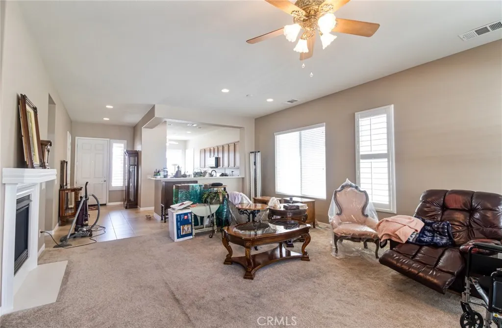 19484 Lynbrook, Apple Valley, California 92308 home-pic-9