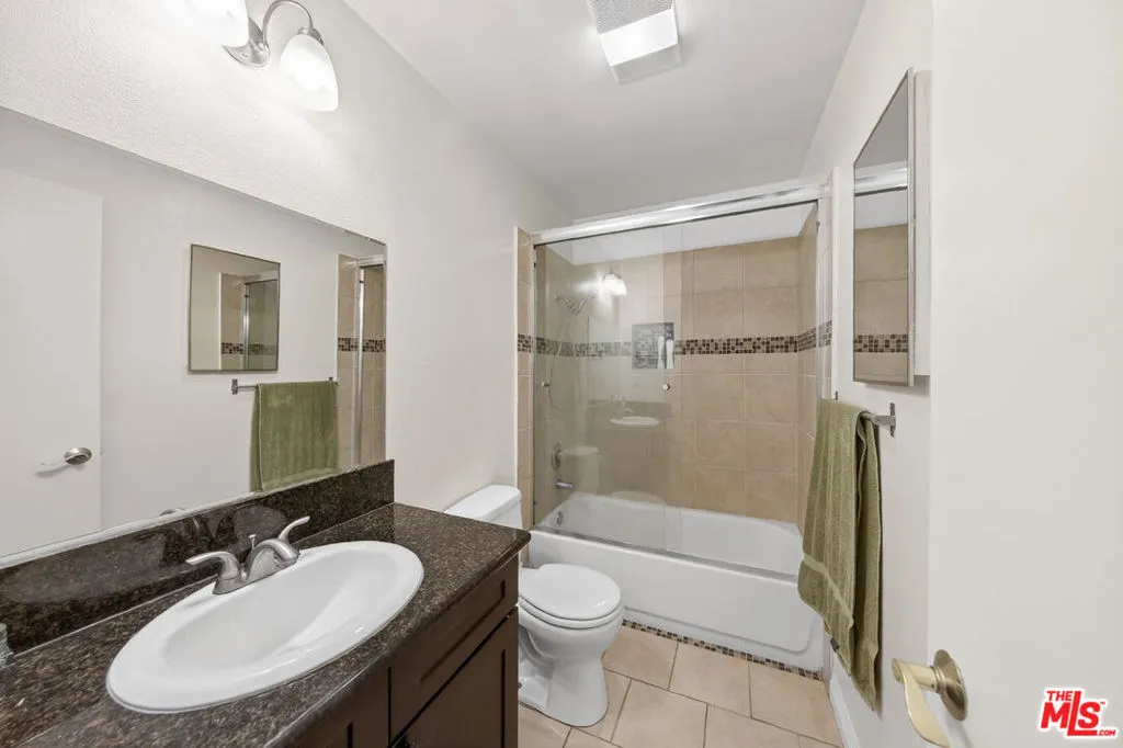 525 S Ardmore Avenue 351, Los Angeles, California 90020 home-pic-9