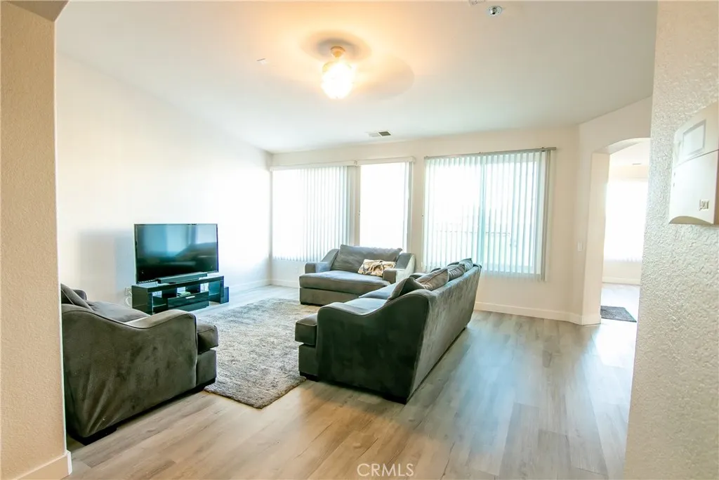 3672 Cypress, Oceanside, California 92058 home-pic-20