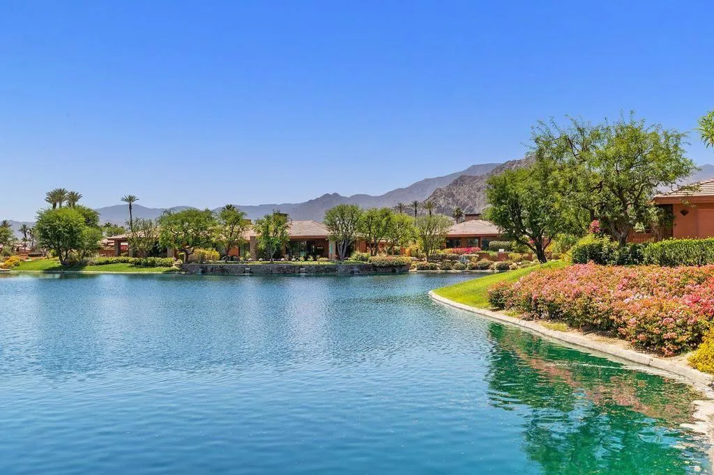 50220 Via Puente, La Quinta, California 92253 home-pic-59